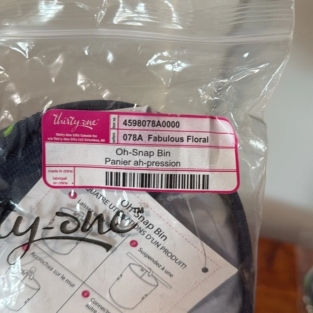 NWT Thirty-One Oh-Snap Bin in 078A Fabulous Floral